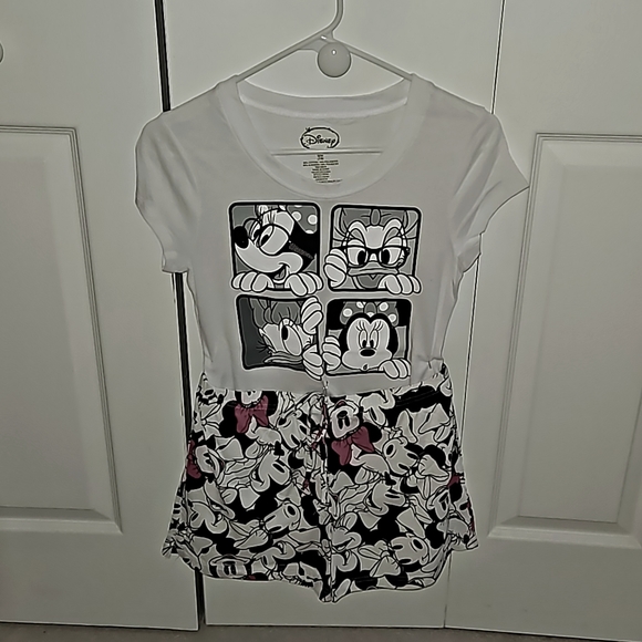 Disney Pajama Set - Picture 2 of 5